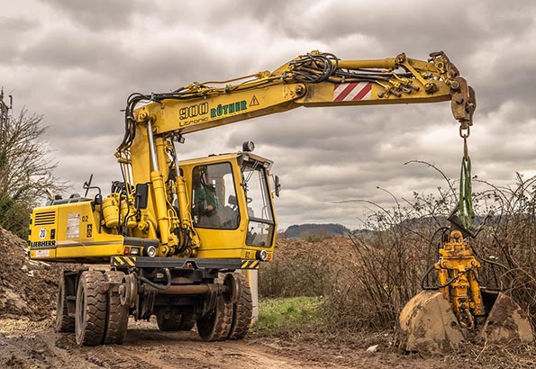 挖机保养与操作:新手必知的入门知识